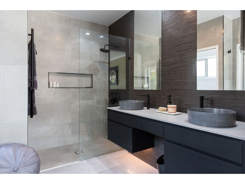 45 Observatory Drive, Reedy Creek QLD 4227