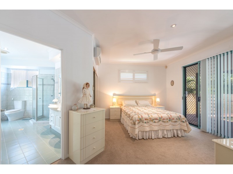 65 Inverness Way, Parkwood QLD 4214