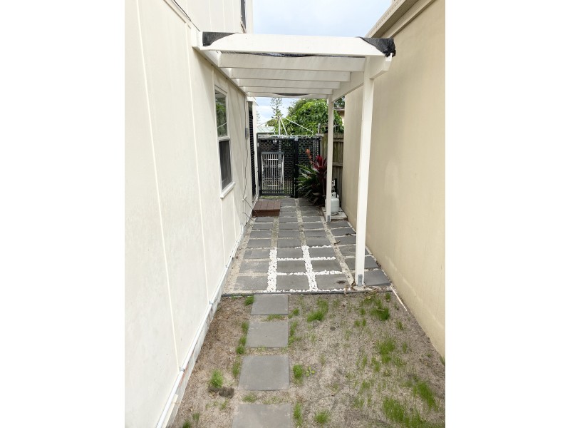 3/16 Ocean Street, Runaway Bay QLD 4216