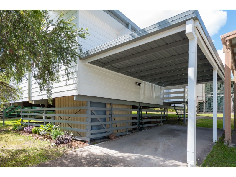 6 Silky Oak Crescent, Stapylton QLD 4207