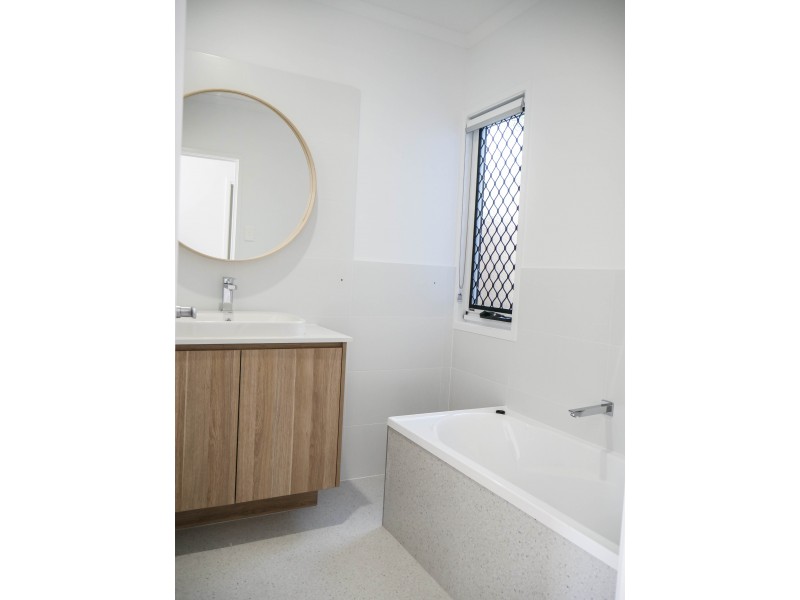 22 A Rosella st, Bongaree QLD 4507