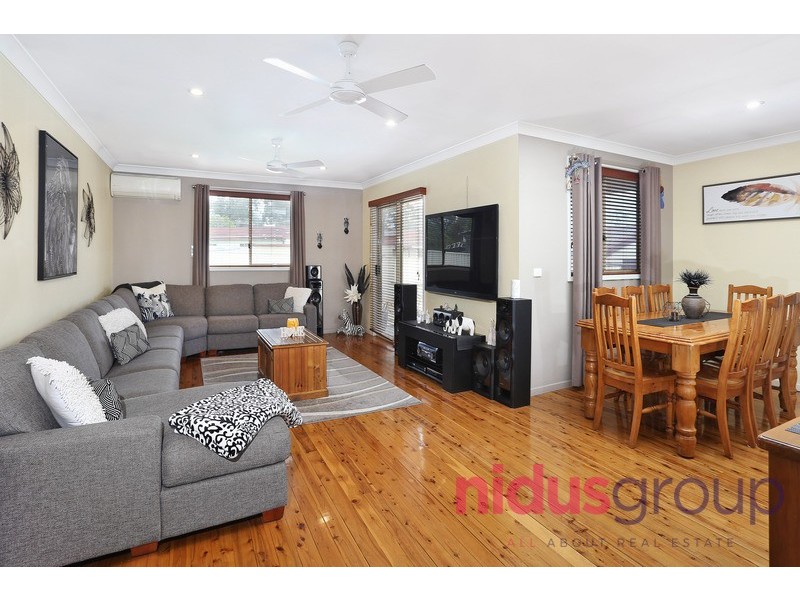 11 Moresby Crescent, Whalan NSW 2770