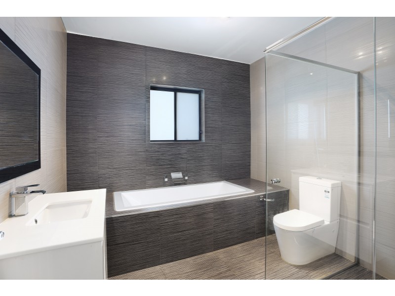 522 & 522A Woodstock Avenue, Rooty Hill NSW 2766