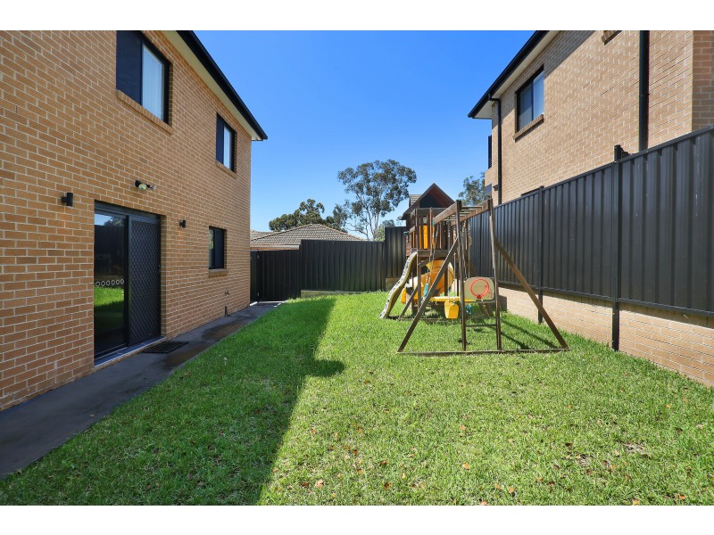 522 & 522A Woodstock Avenue, Rooty Hill NSW 2766