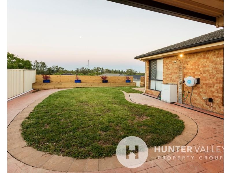 51 Lemonwood Cct, Thornton NSW 2322