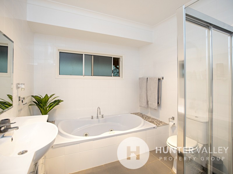 56 RIVERVIEW ROAD, Bolwarra Heights NSW 2320
