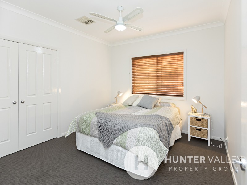 6 CARELLEN CLOSE, Bolwarra Heights NSW 2320