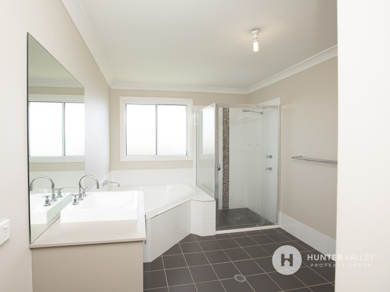 9 CAPITAL TERRACE, Bolwarra Heights NSW 2320