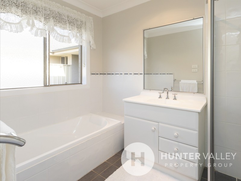 1 /24 Carnarvon Circuit, East Maitland NSW 2323