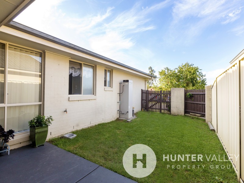 1 /24 Carnarvon Circuit, East Maitland NSW 2323