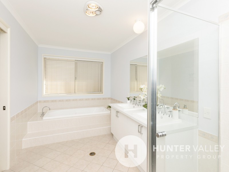 50 Nardoo Avenue, Aberglasslyn NSW 2320