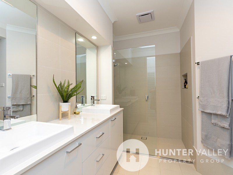 39 Whitewater Street, Chisholm NSW 2322