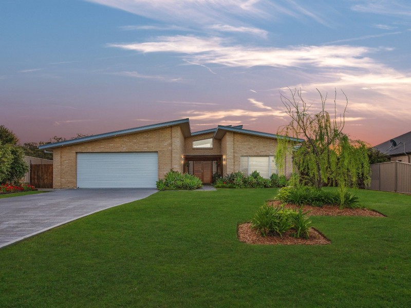 26 Arran Circuit, Largs NSW 2320
