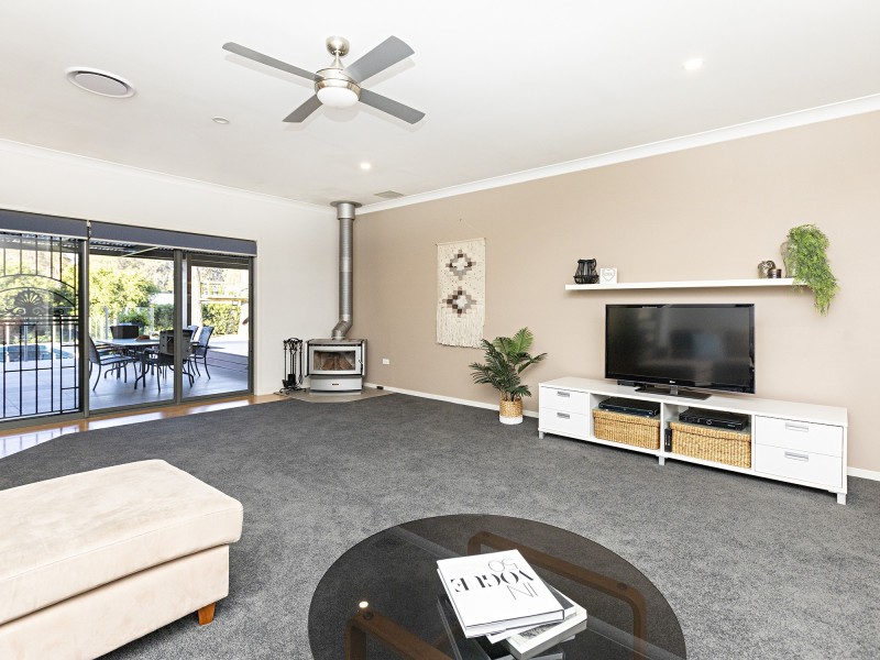 3 Arcadia Close, Bolwarra Heights NSW 2320