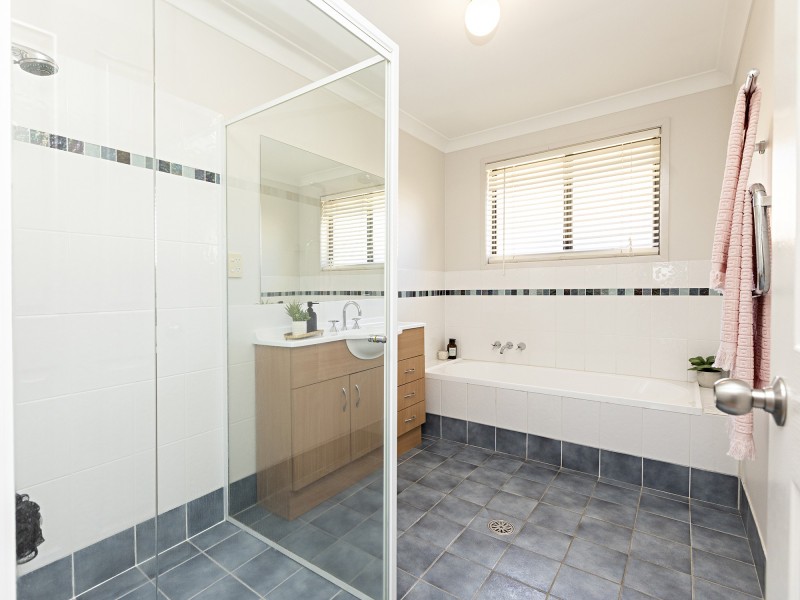 3 Arcadia Close, Bolwarra Heights NSW 2320