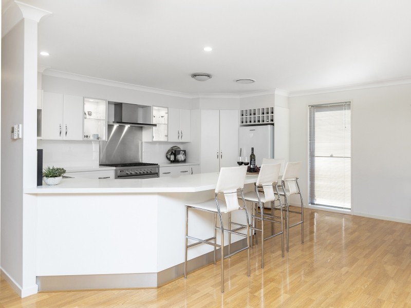 3 Arcadia Close, Bolwarra Heights NSW 2320