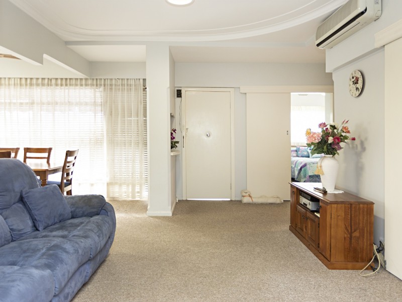 4 RAWSON STREET, Kurri Kurri NSW 2327