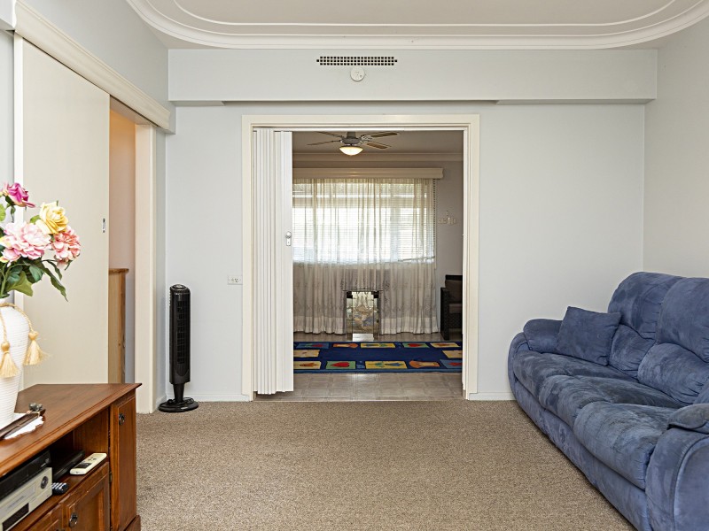 4 RAWSON STREET, Kurri Kurri NSW 2327