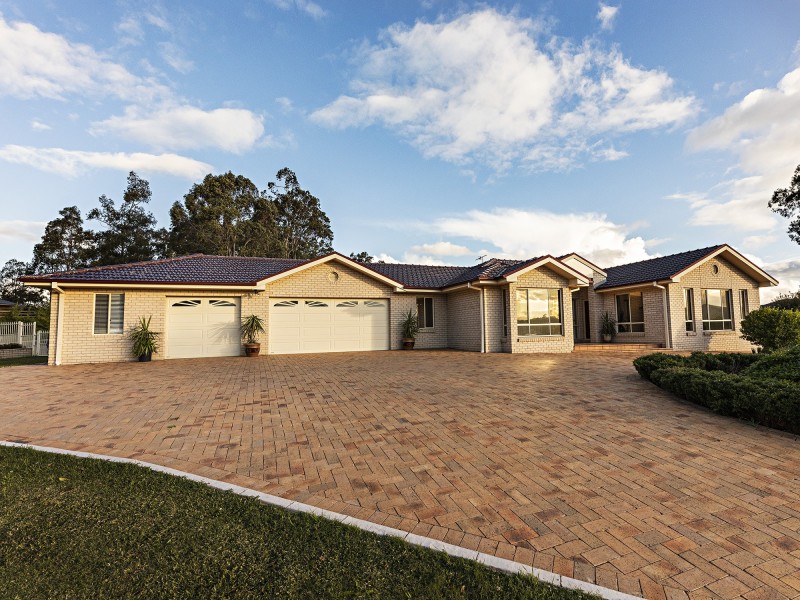 8 Linwood Close, Bolwarra Heights NSW 2320