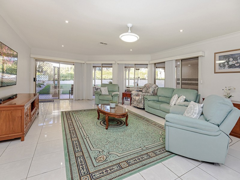 8 Linwood Close, Bolwarra Heights NSW 2320