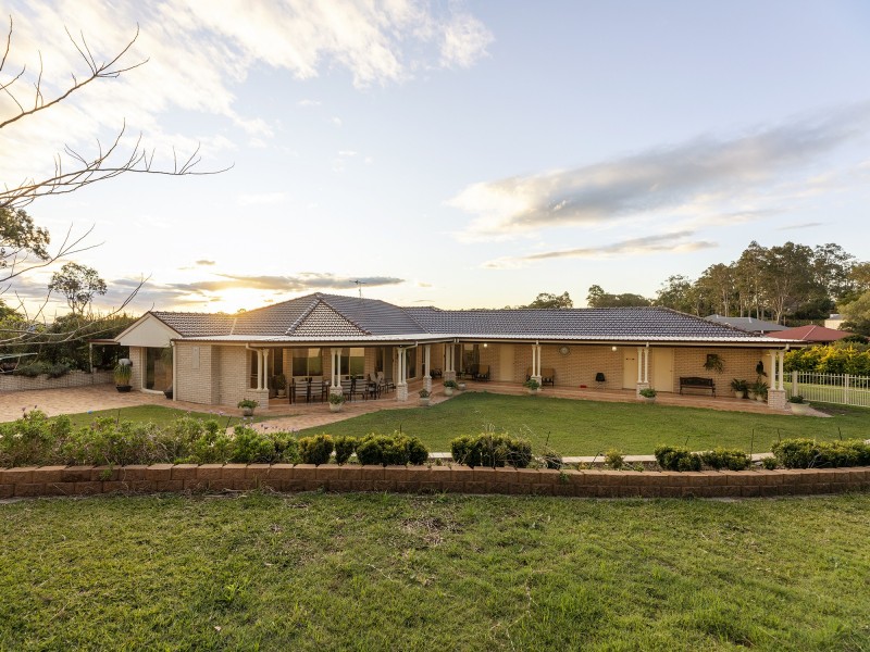 8 Linwood Close, Bolwarra Heights NSW 2320