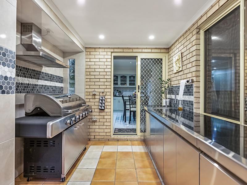 8 Linwood Close, Bolwarra Heights NSW 2320