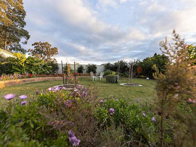 8 Linwood Close, Bolwarra Heights NSW 2320