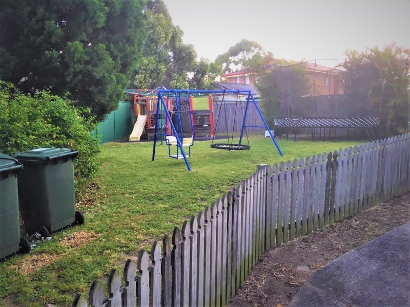 10 DIANTHUS PLACE, Jannali NSW 2226