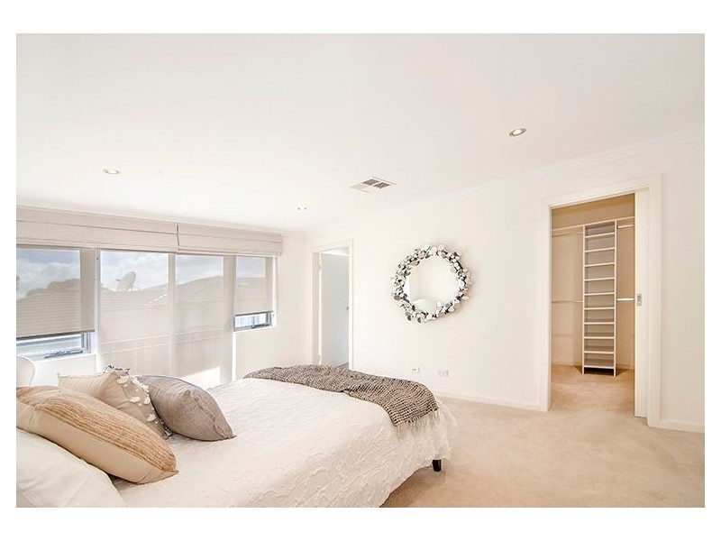 2/29 LANGER AVENUE, Caringbah South NSW 2229