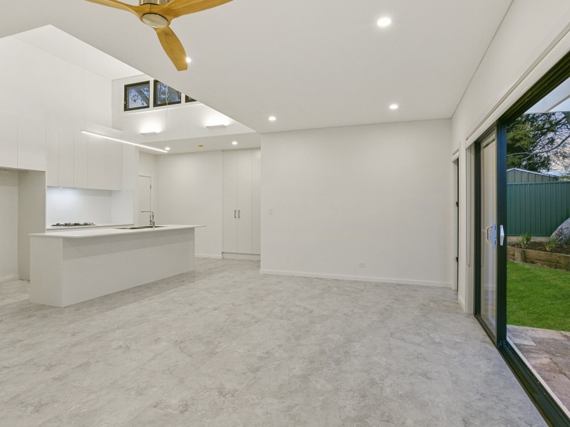 3/183 Bath Road, Kirrawee NSW 2232