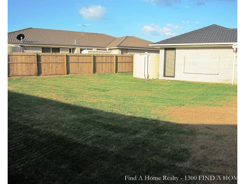9 Spoonbill Court, Lowood QLD 4311