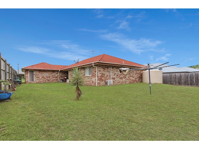 3 Spoonbill Court, Lowood QLD 4311