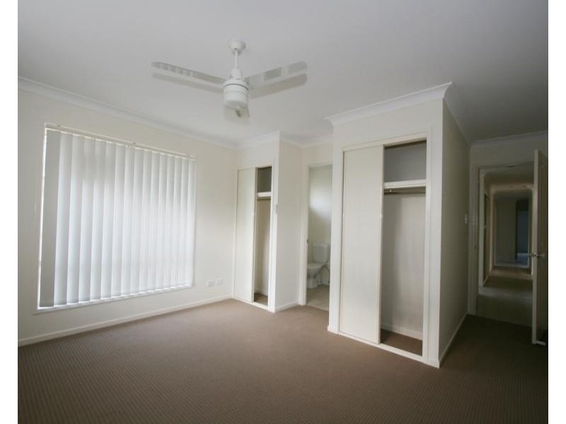 84 High Street, Blackstone QLD 4304