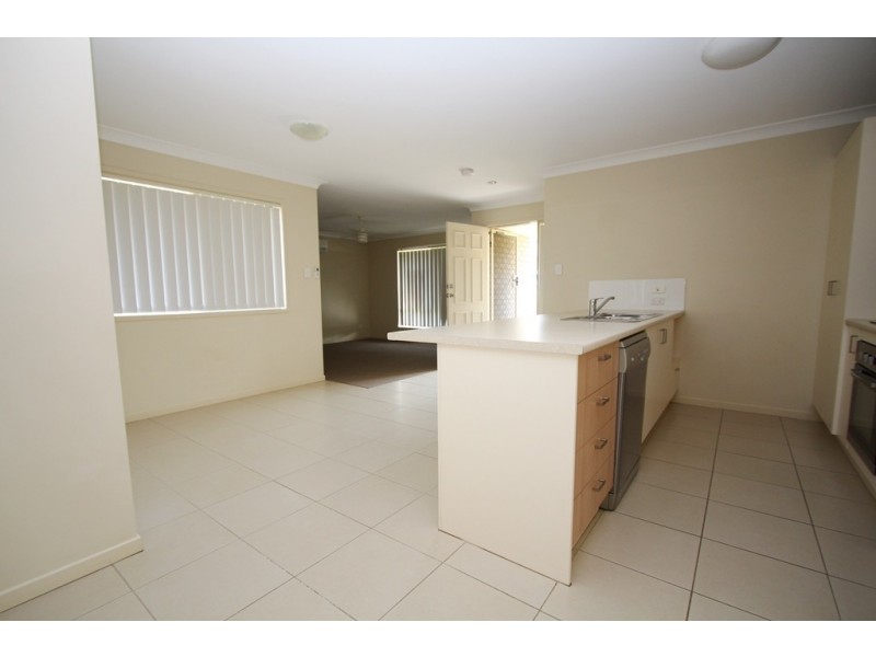 17 Chanel Court, Wulkuraka QLD 4305
