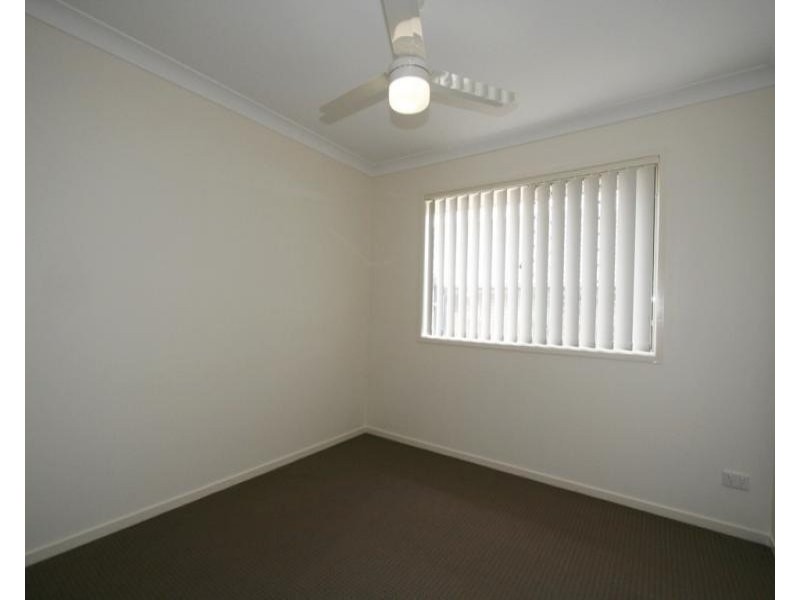 4 Sandpiper Drive, Lowood QLD 4311