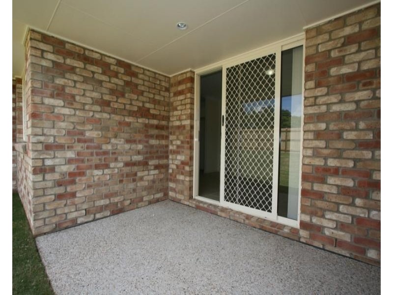 4 Sandpiper Drive, Lowood QLD 4311