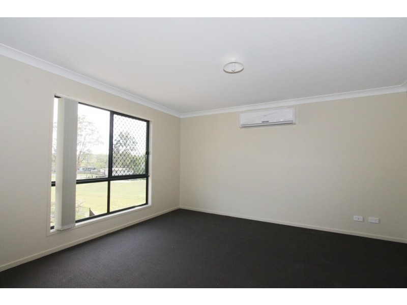 28 Brentwood Drive, Bundamba QLD 4304