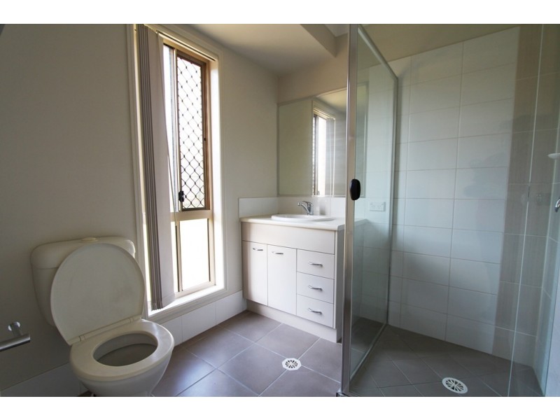 4 Whiteley Court, Brassall QLD 4305