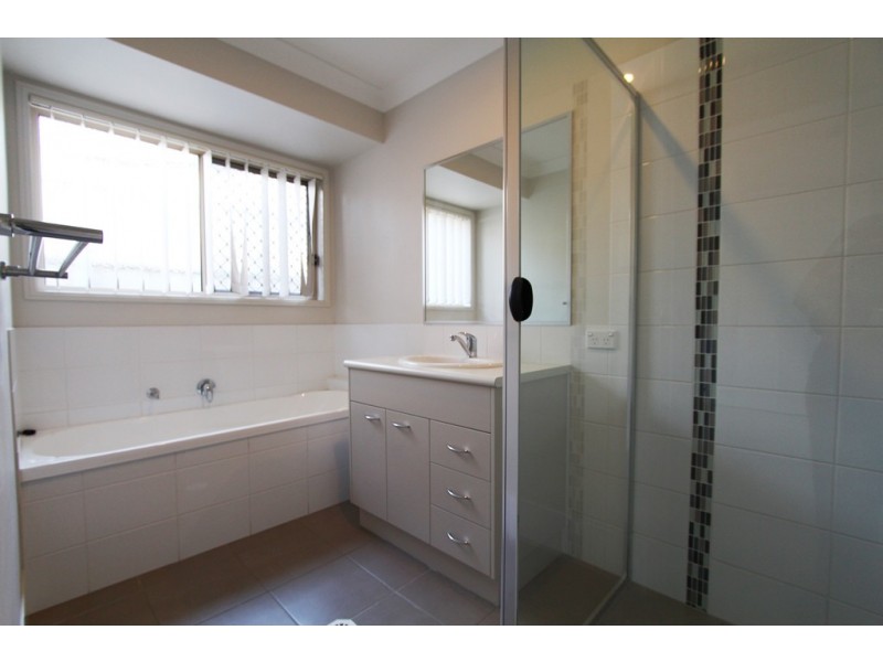 4 Whiteley Court, Brassall QLD 4305