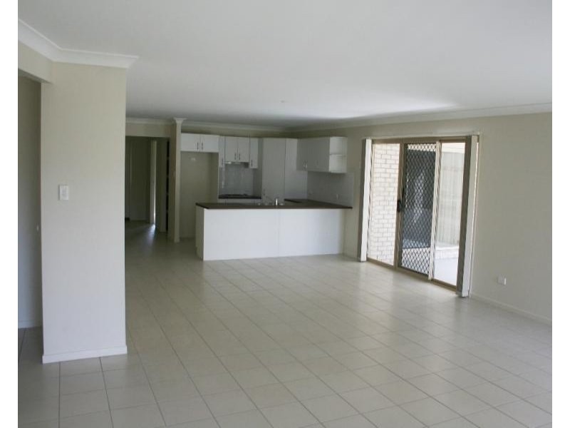 7 Lilley Terrace, Chuwar QLD 4306
