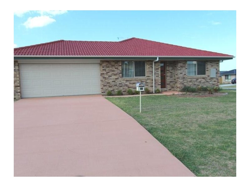 1/10 Tawney Street, Lowood QLD 4311