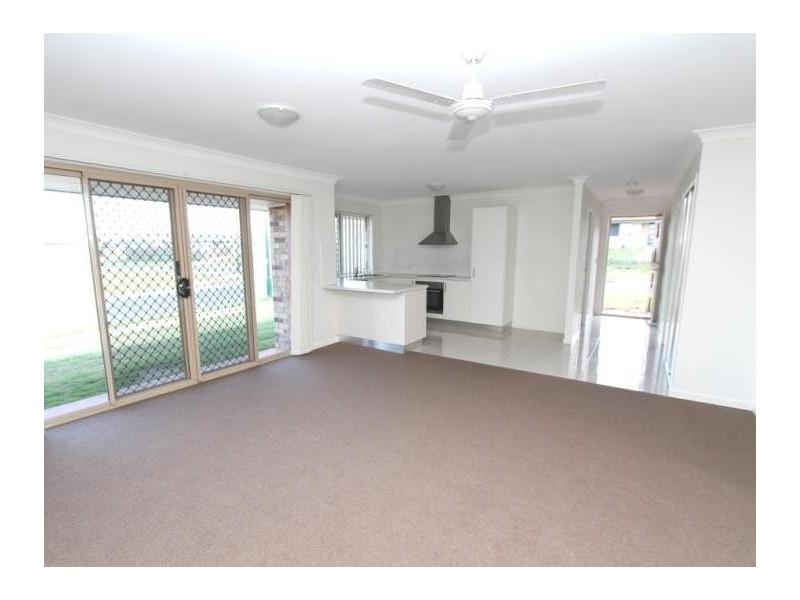 1/10 Tawney Street, Lowood QLD 4311