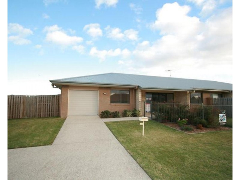 1/2 Currawong Street, Lowood QLD 4311