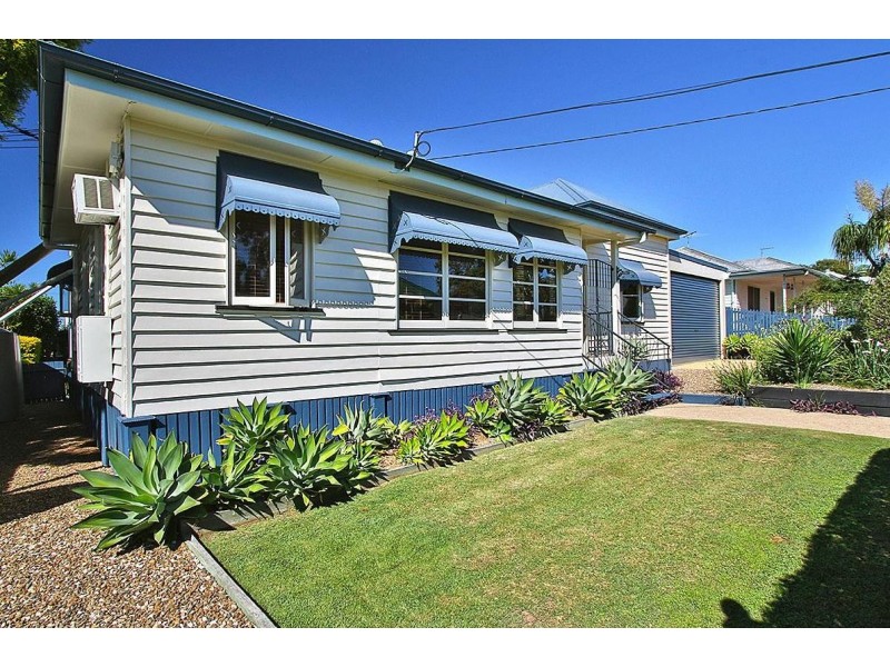 35 Stuart Street, Eastern Heights QLD 4305