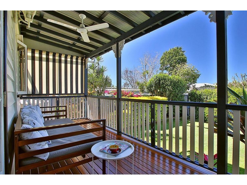 35 Stuart Street, Eastern Heights QLD 4305