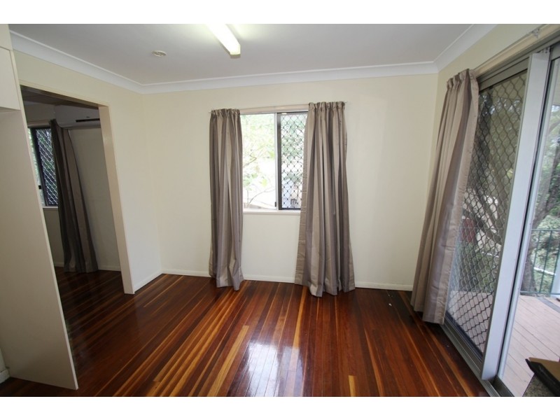 63 Holdsworth Road, North Ipswich QLD 4305