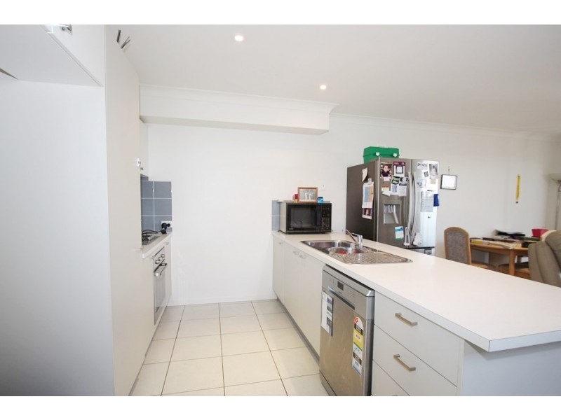 19/108a Cemetery Rd, Raceview QLD 4305