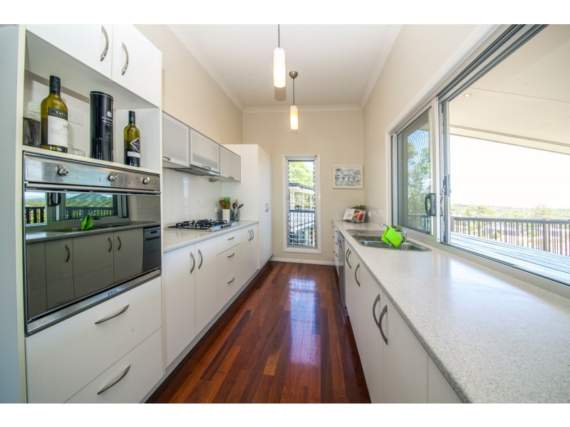 7 Hampden Court, Brassall QLD 4305