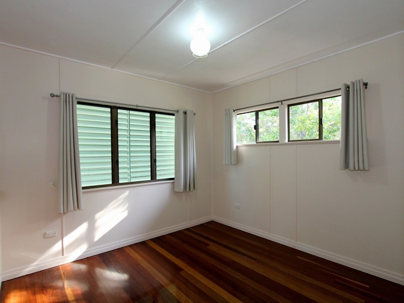 28 Marginson Street, Leichhardt QLD 4305