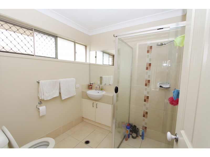 5 Harrier Place, Lowood QLD 4311